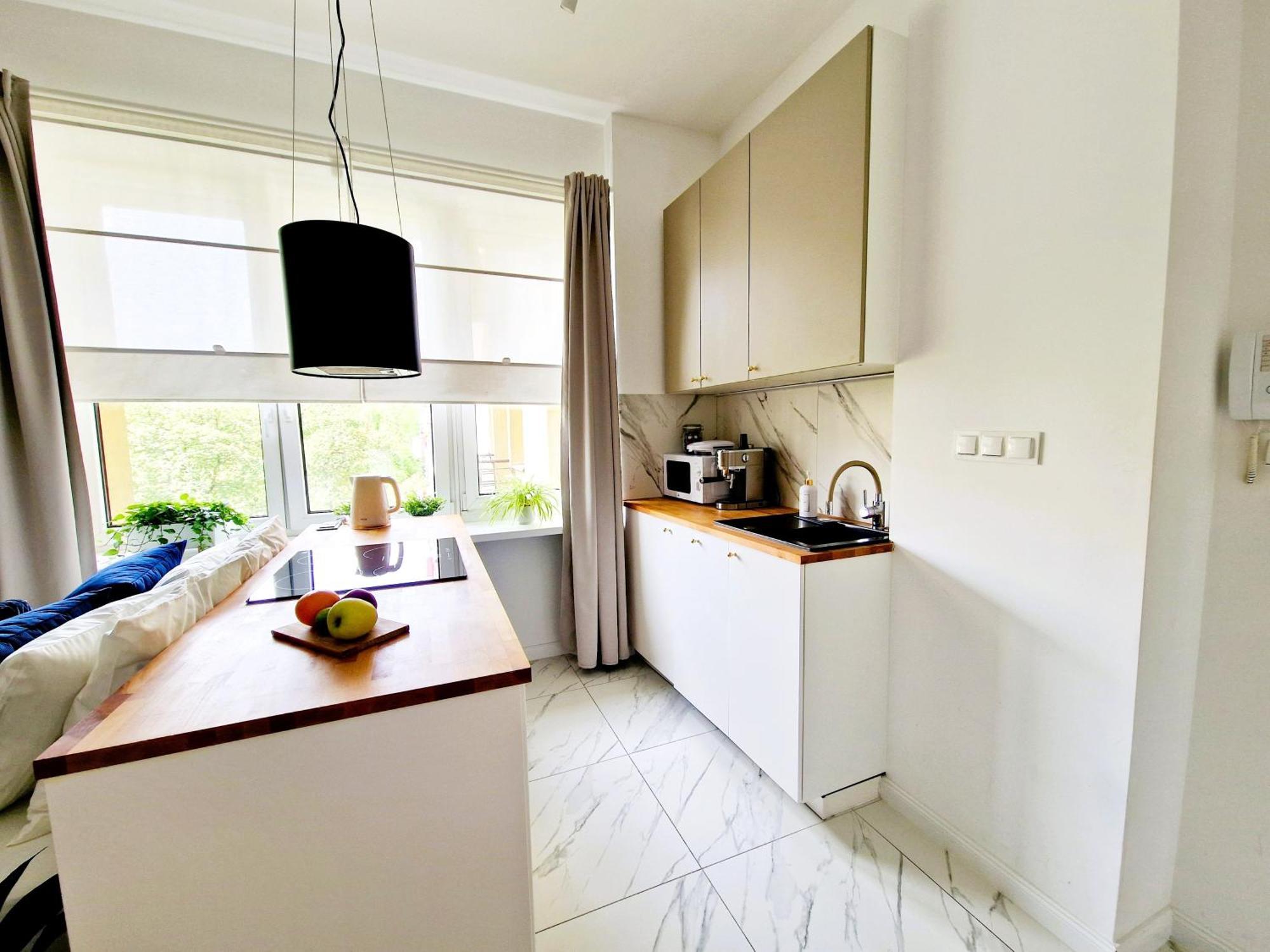 J&W Apartments Grojecka Glam Flat วอร์ซอ ภายนอก รูปภาพ