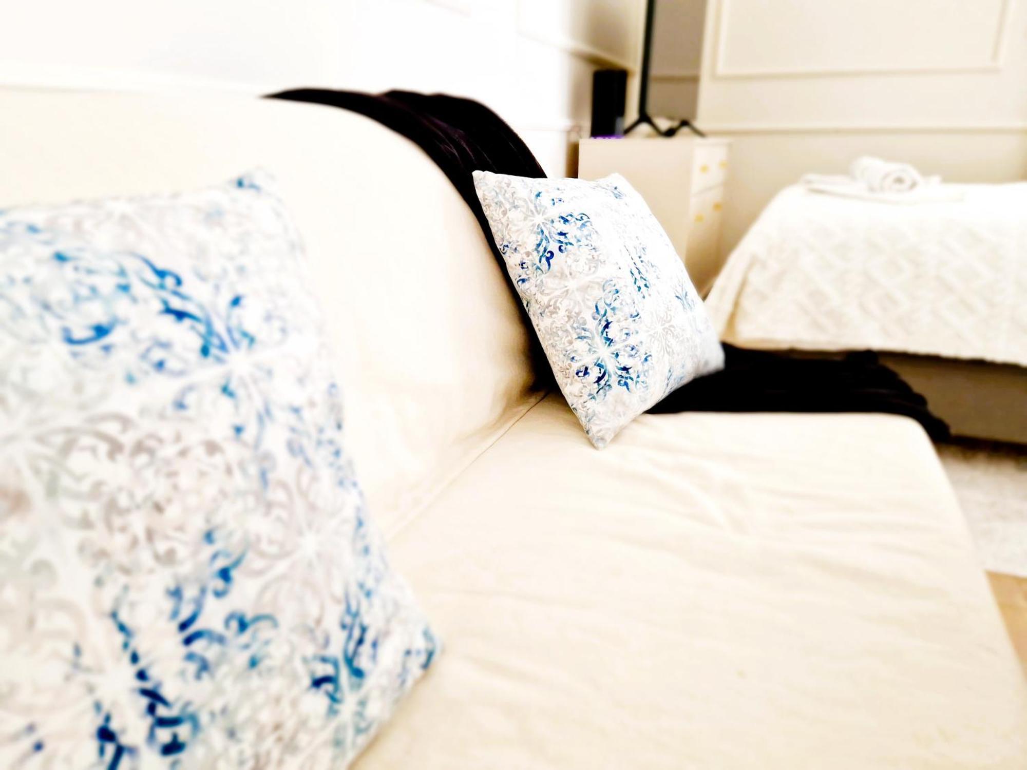 J&W Apartments Grojecka Glam Flat วอร์ซอ ภายนอก รูปภาพ